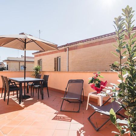 360 Guesthouse - Apartment With Terrace Fiumicino Exteriér fotografie