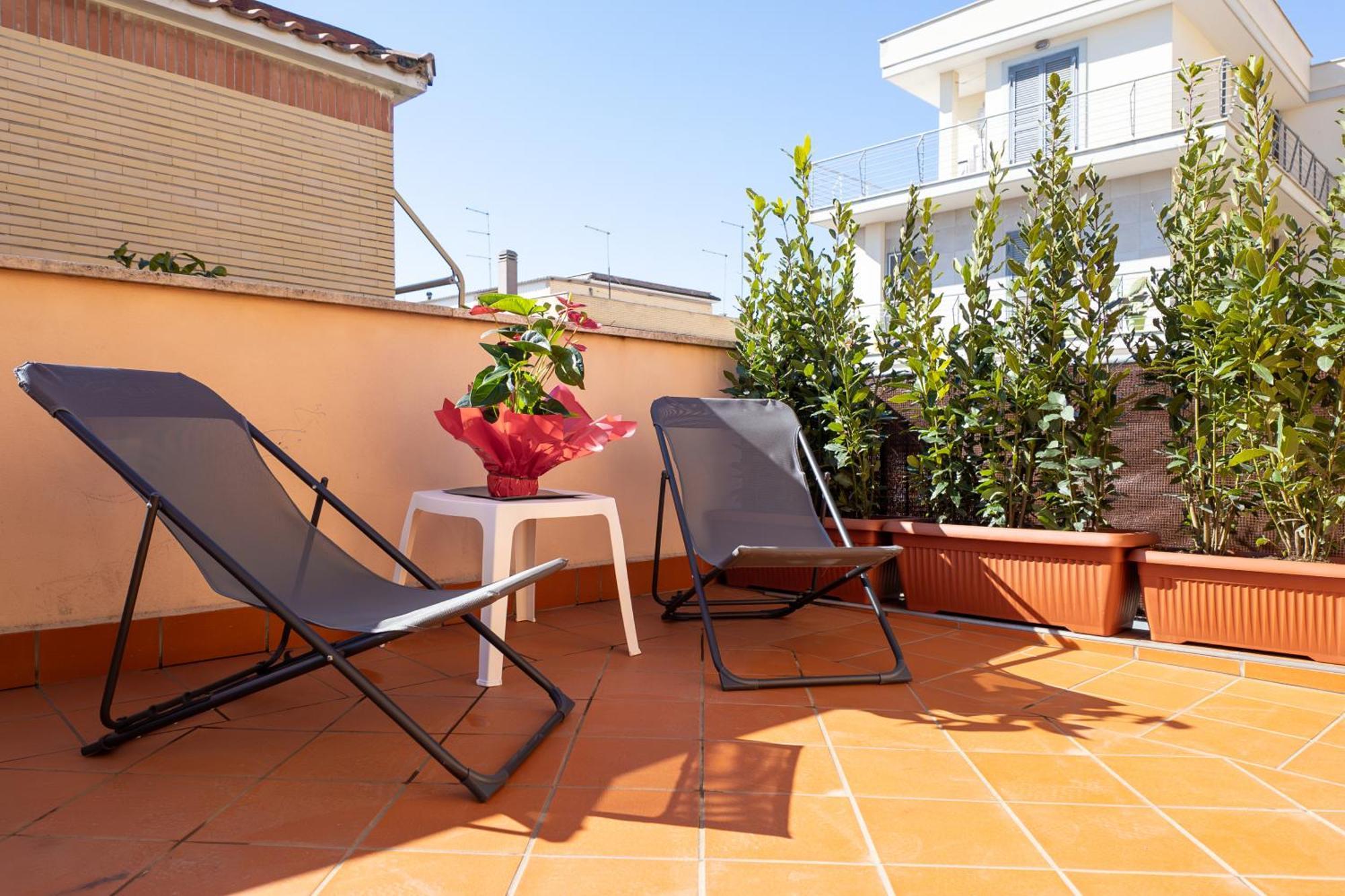 360 Guesthouse - Apartment With Terrace Fiumicino Exteriér fotografie